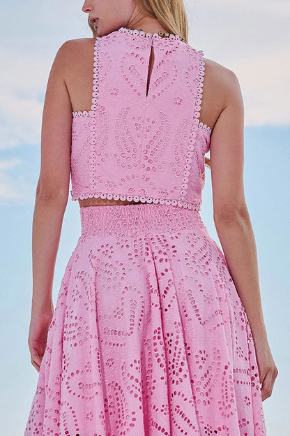 Boho set with broderie anglaise, cropped top, and pockets