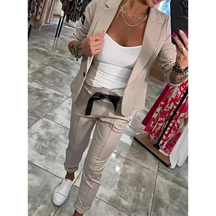 Tailored set with a soft blazer and relaxed joggers