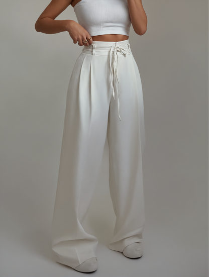 Luxe Regina™ | Elegant Wide-Leg Pants with High Waistband and Belt Detail
